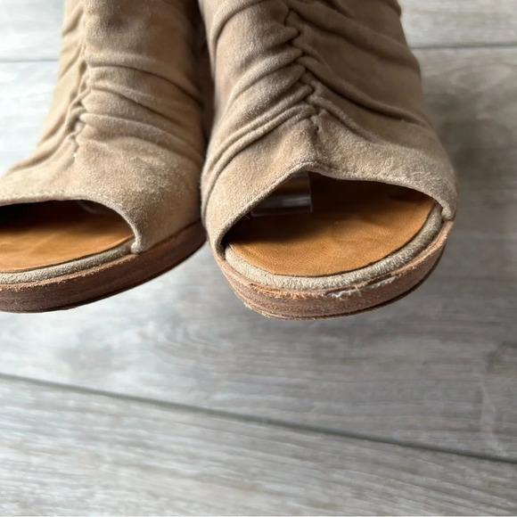 Vintage Arnold Churgin Handmade Chunky Heel Suede Leather  Slingback Sandal - Picture 15 of 16